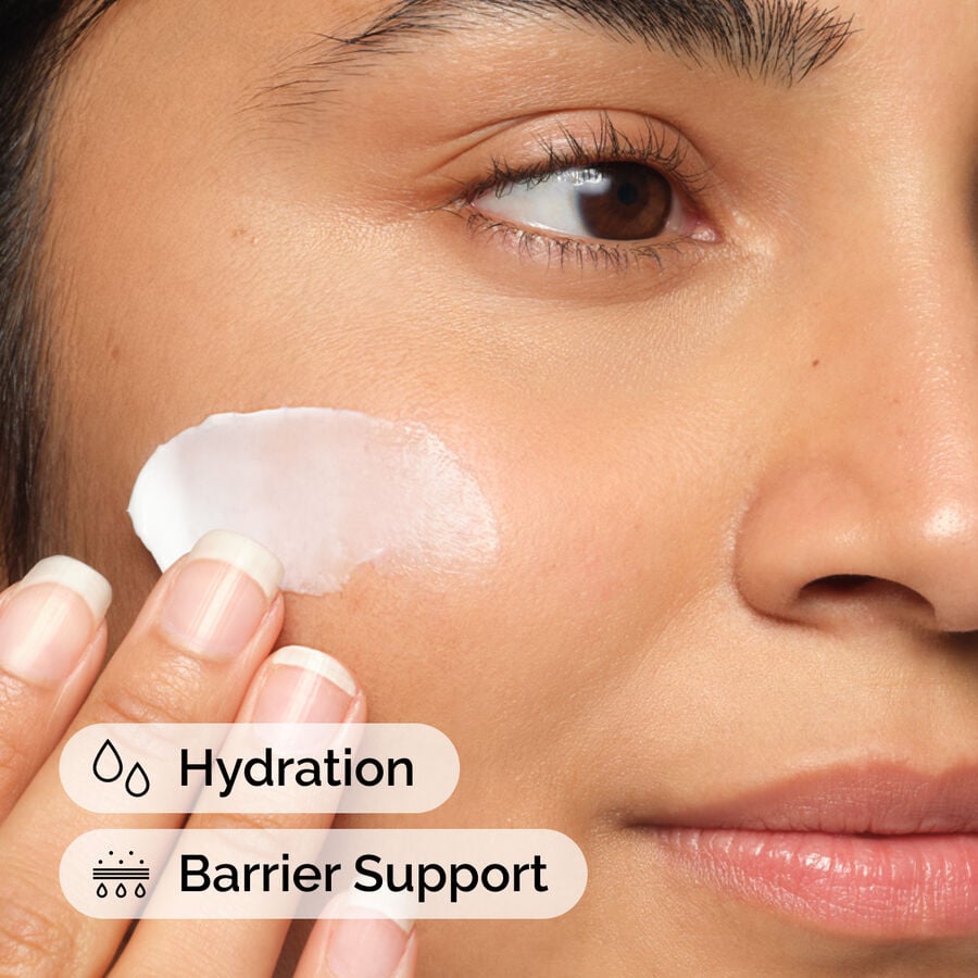 natural-moisturizing-factors-ha-c2 ord-natural-moisturizing-factors-ha-model-application-with-benefits.jpg
